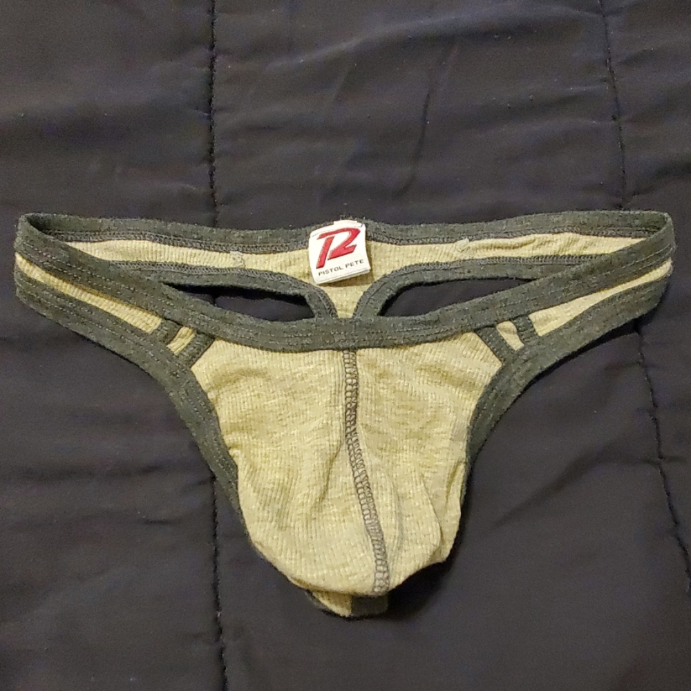 Mens thong